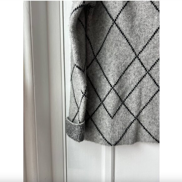 Christian Siriano Funnel Neck Sweater - Picture 6 of 6